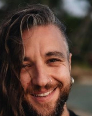 Andrew Mirabile, guitar teacher